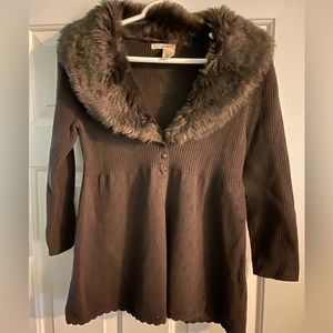 Vintage DKNY brown sweater with fur collar, size small